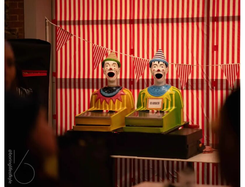 Laughing Clown - Double Unit